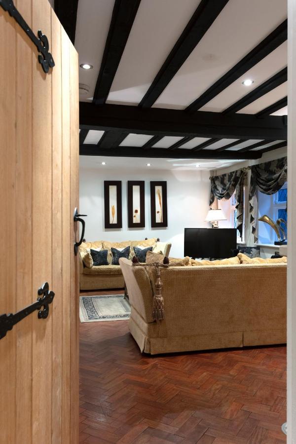 Luxury Eton House, 5 Minute Walk To Windsor Castle Villa Exteriör bild
